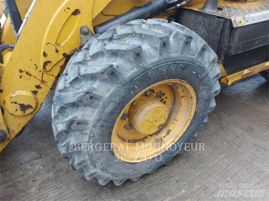 CAT 432F Buldoexcavatoare