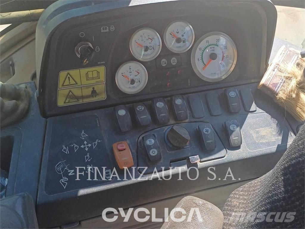 CAT 432F Buldoexcavatoare