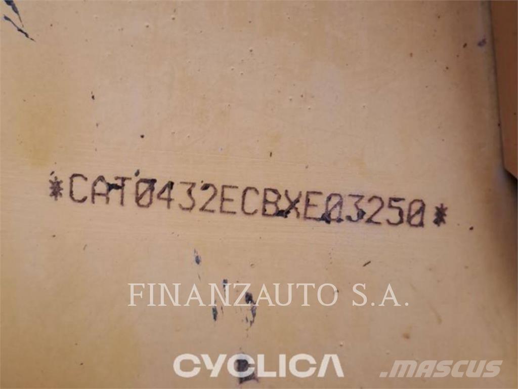 CAT 432F Buldoexcavatoare