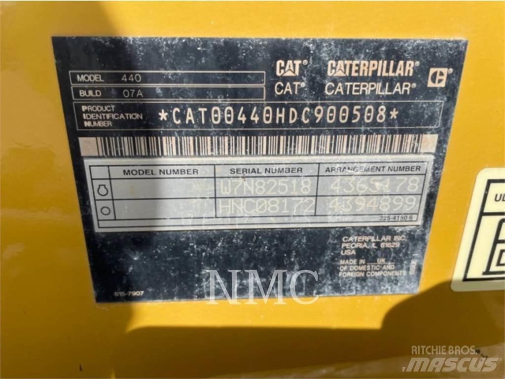 CAT 440 Buldoexcavatoare