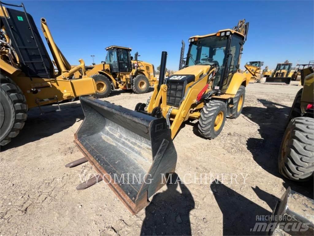 CAT 440 Buldoexcavatoare