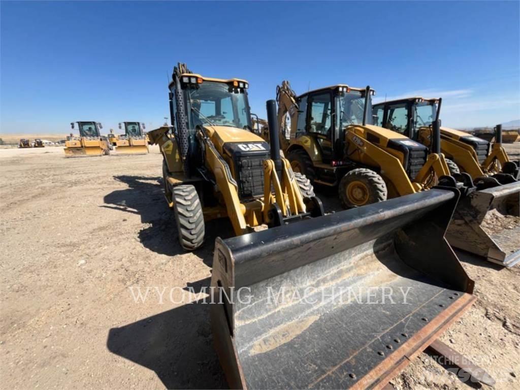 CAT 440 Buldoexcavatoare