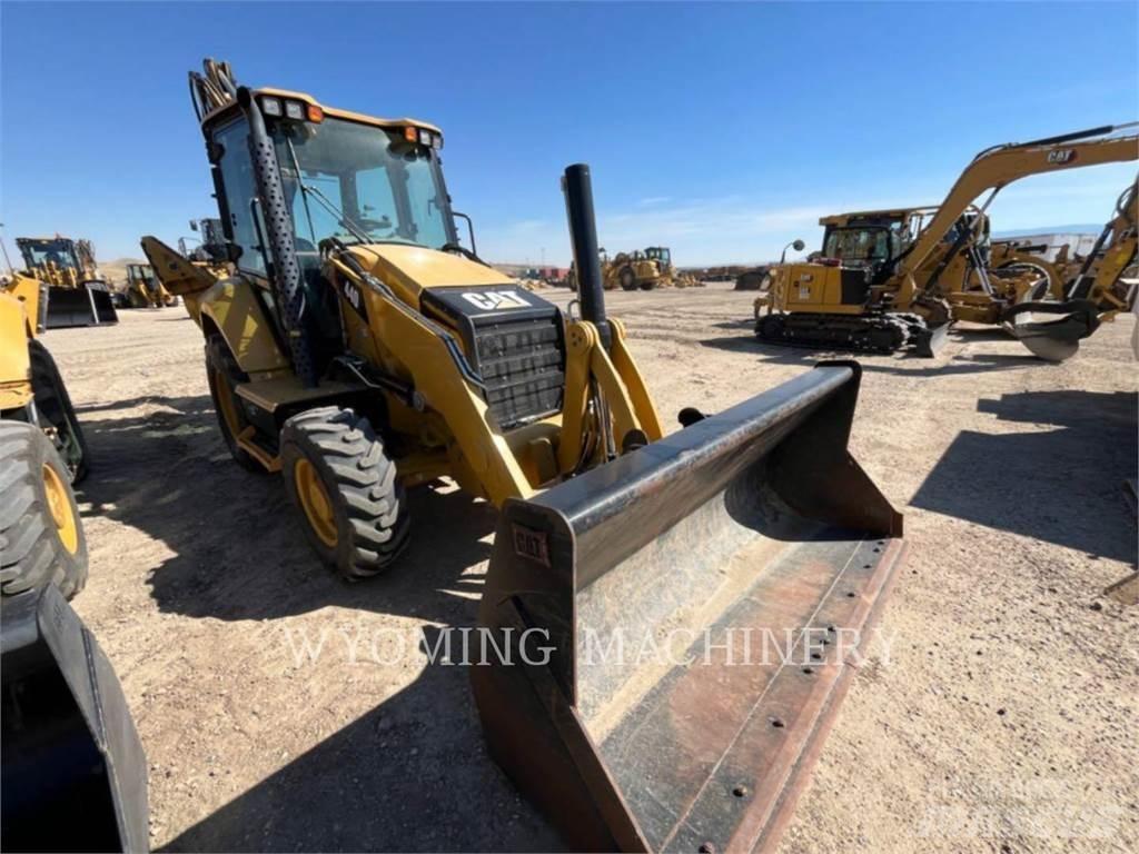 CAT 440 Buldoexcavatoare