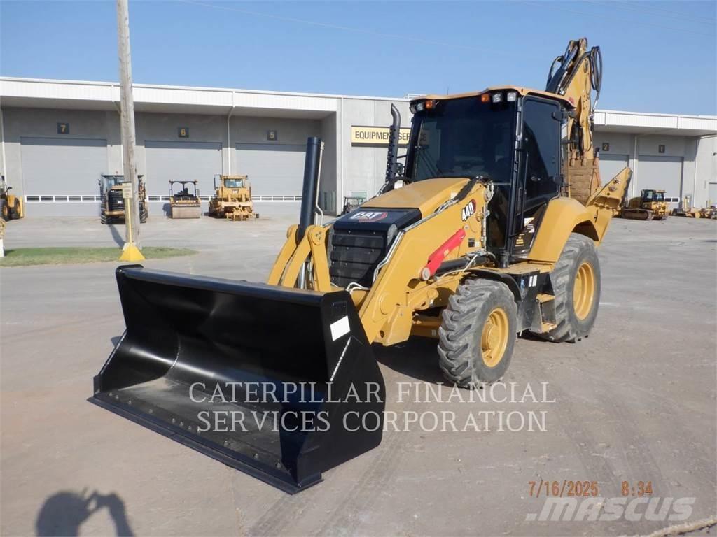 CAT 440-07 Buldoexcavatoare