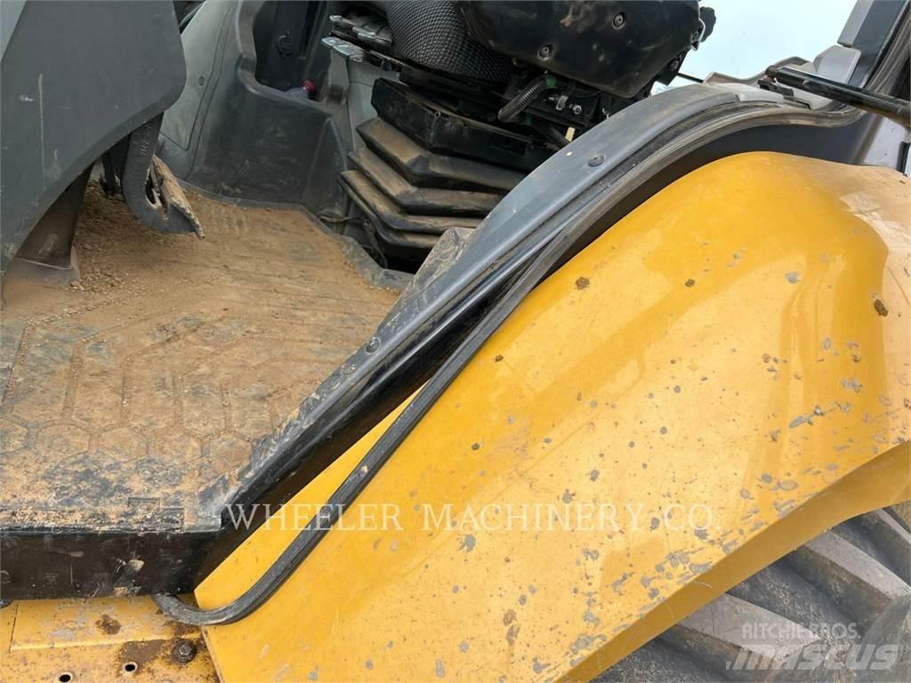 CAT 440 IT Buldoexcavatoare