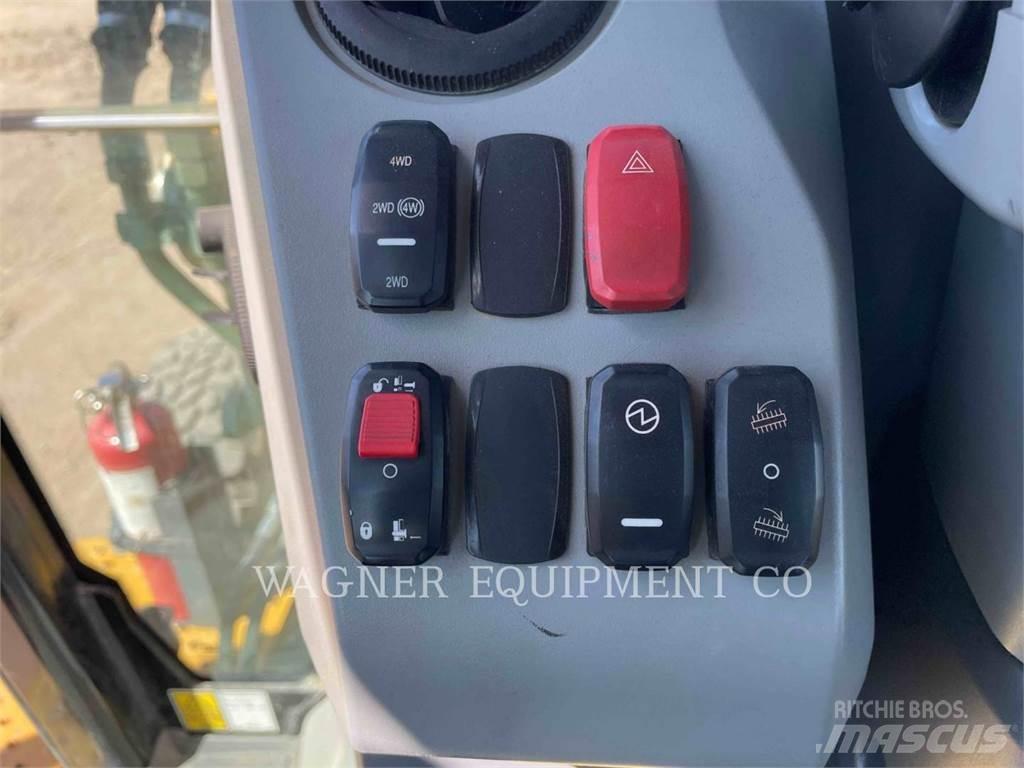 CAT 450 IT Buldoexcavatoare