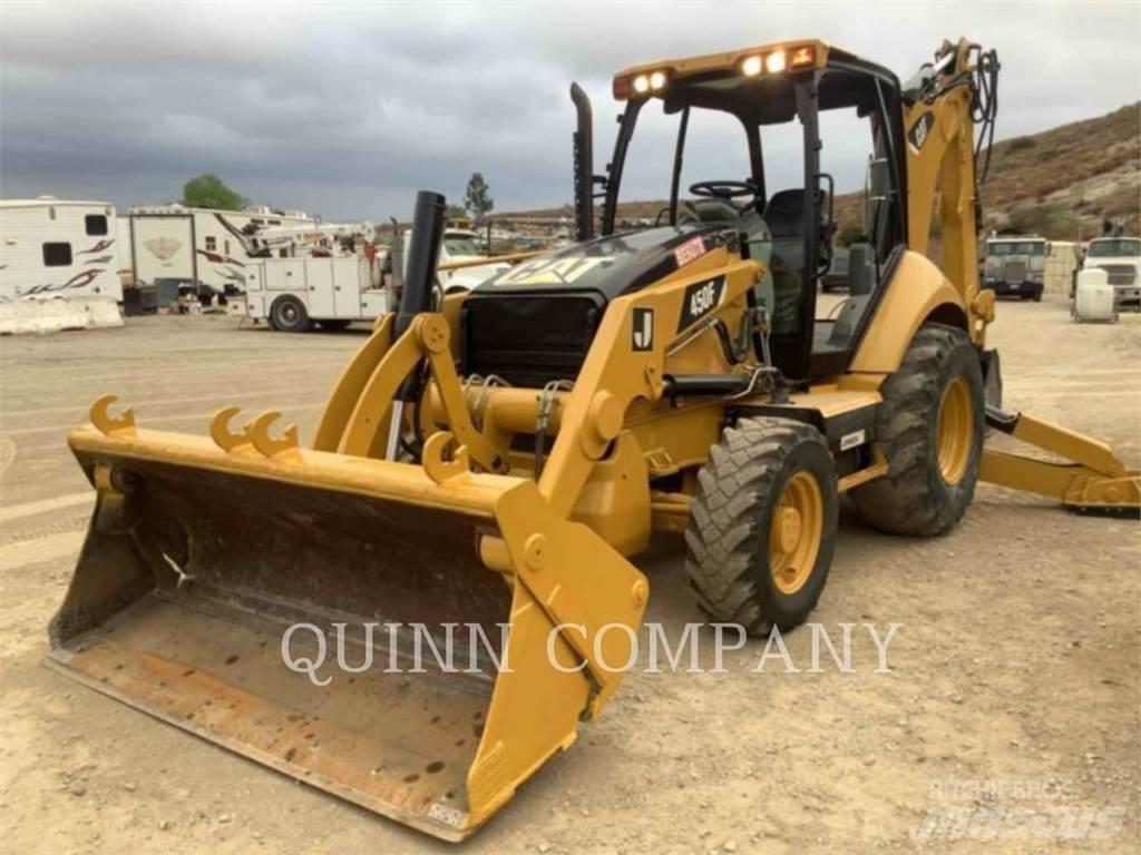 CAT 450F Buldoexcavatoare
