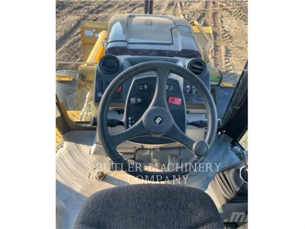 CAT 450F Buldoexcavatoare