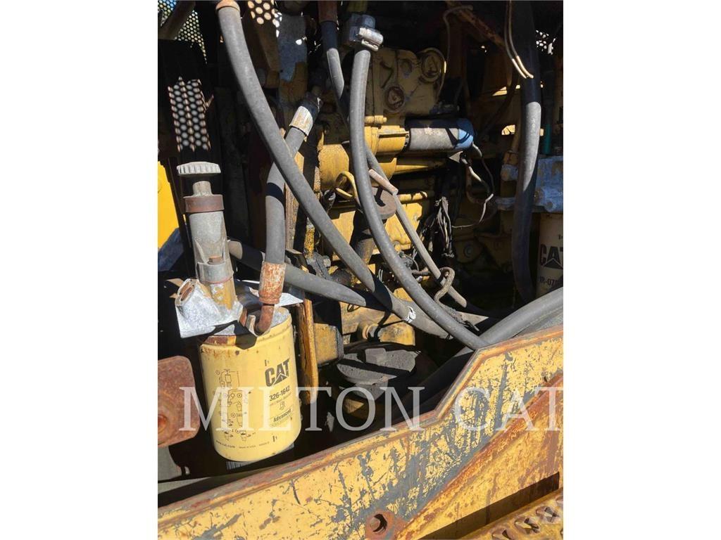 CAT 525B Utilaje de manevrarea a bustenilor
