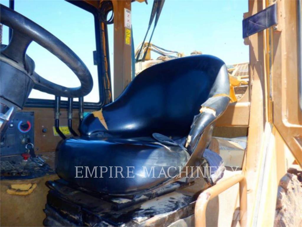 CAT 613C Elevatoare