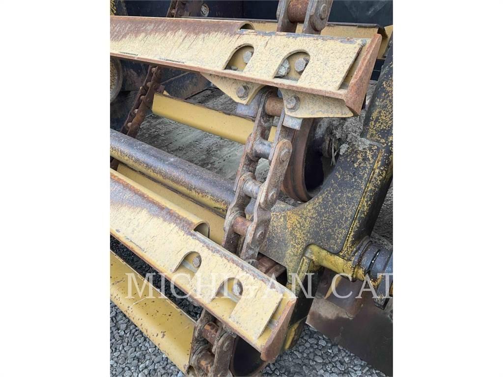 CAT 615C Elevatoare