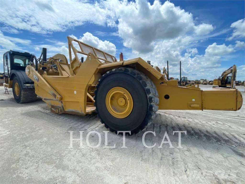 CAT 621 Elevatoare