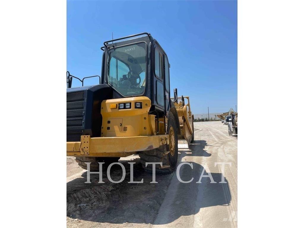 CAT 621 Elevatoare