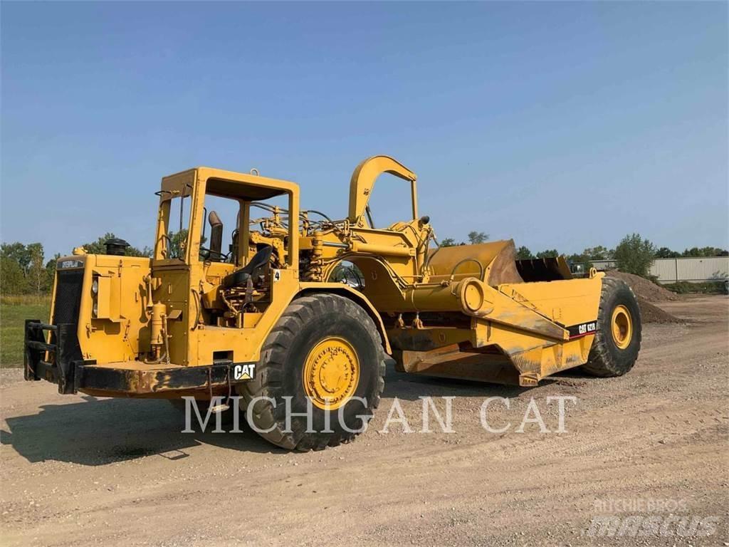 CAT 621B Elevatoare