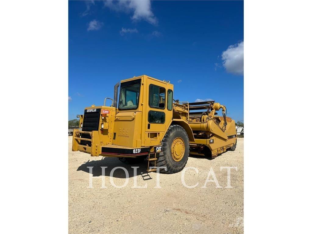 CAT 623F Elevatoare