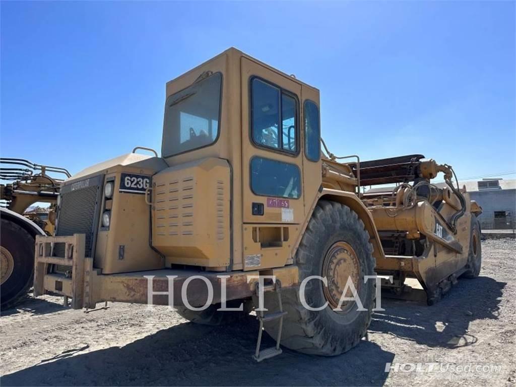 CAT 623G Elevatoare
