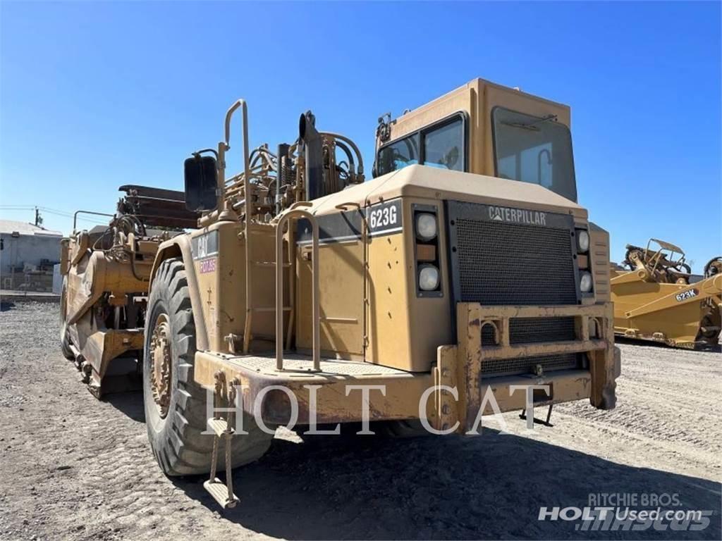 CAT 623G Elevatoare