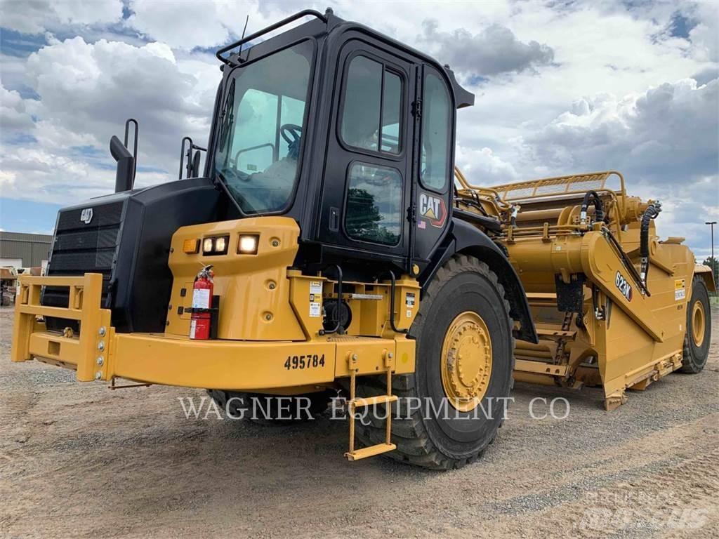CAT 623K Elevatoare
