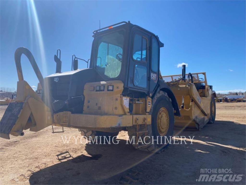 CAT 627K Elevatoare