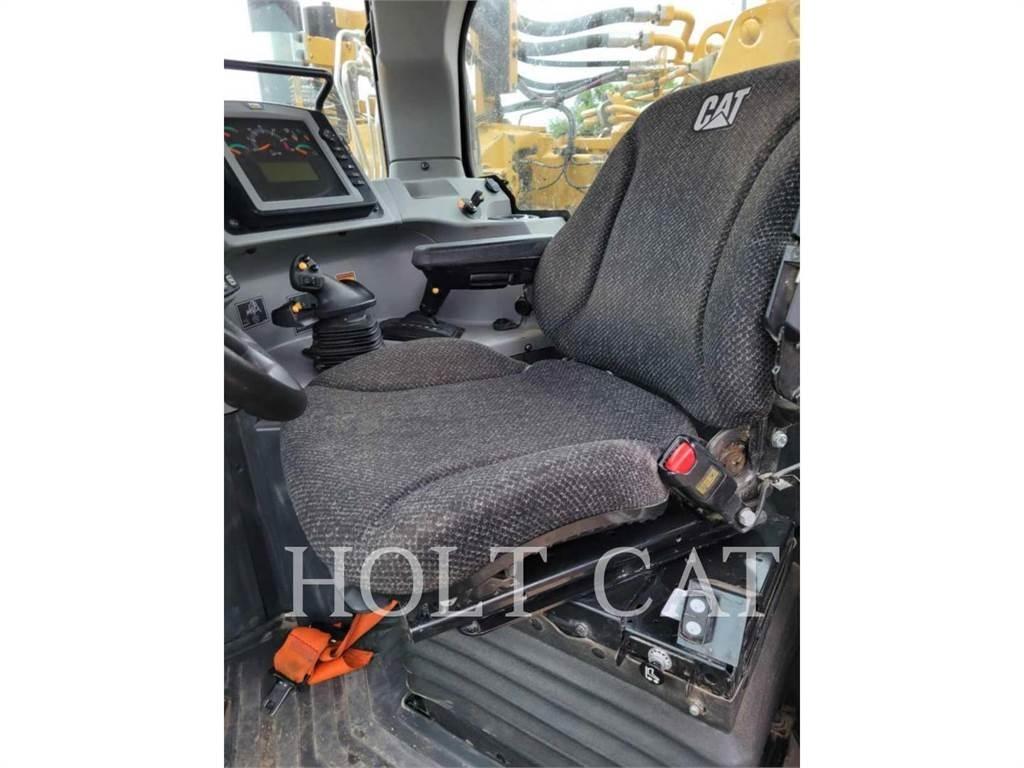CAT 627K Elevatoare