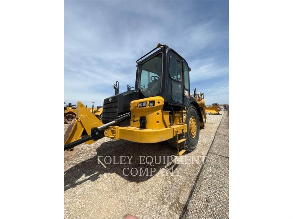 CAT 627K Excavatoare pe șenile
