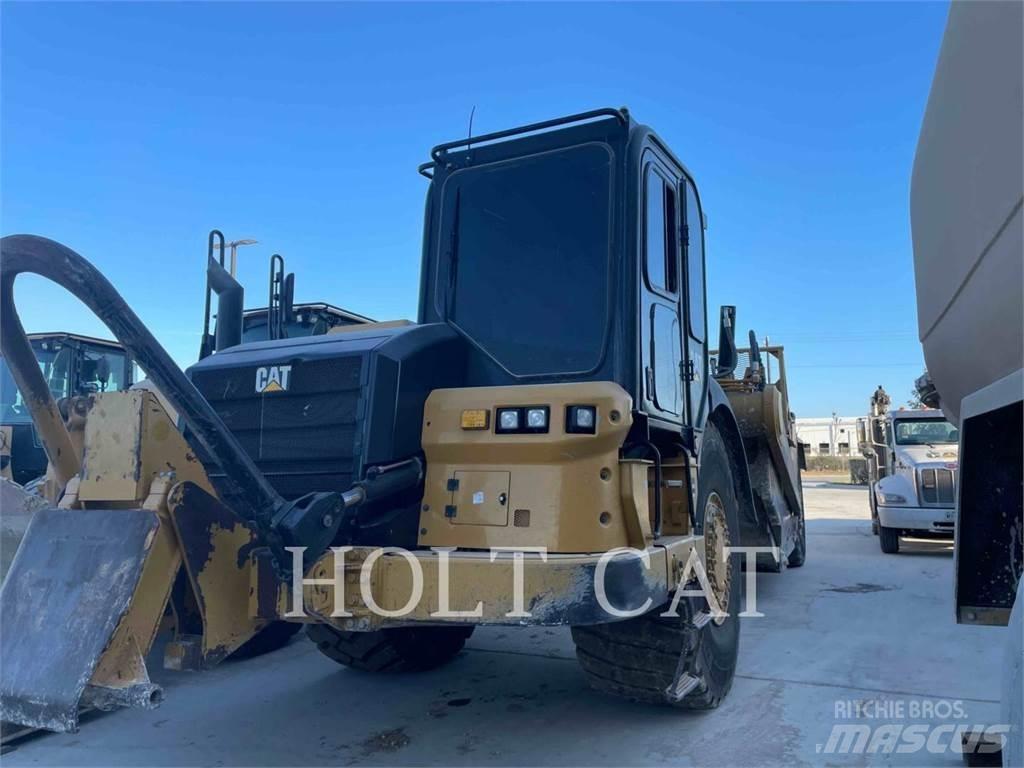 CAT 627K Elevatoare
