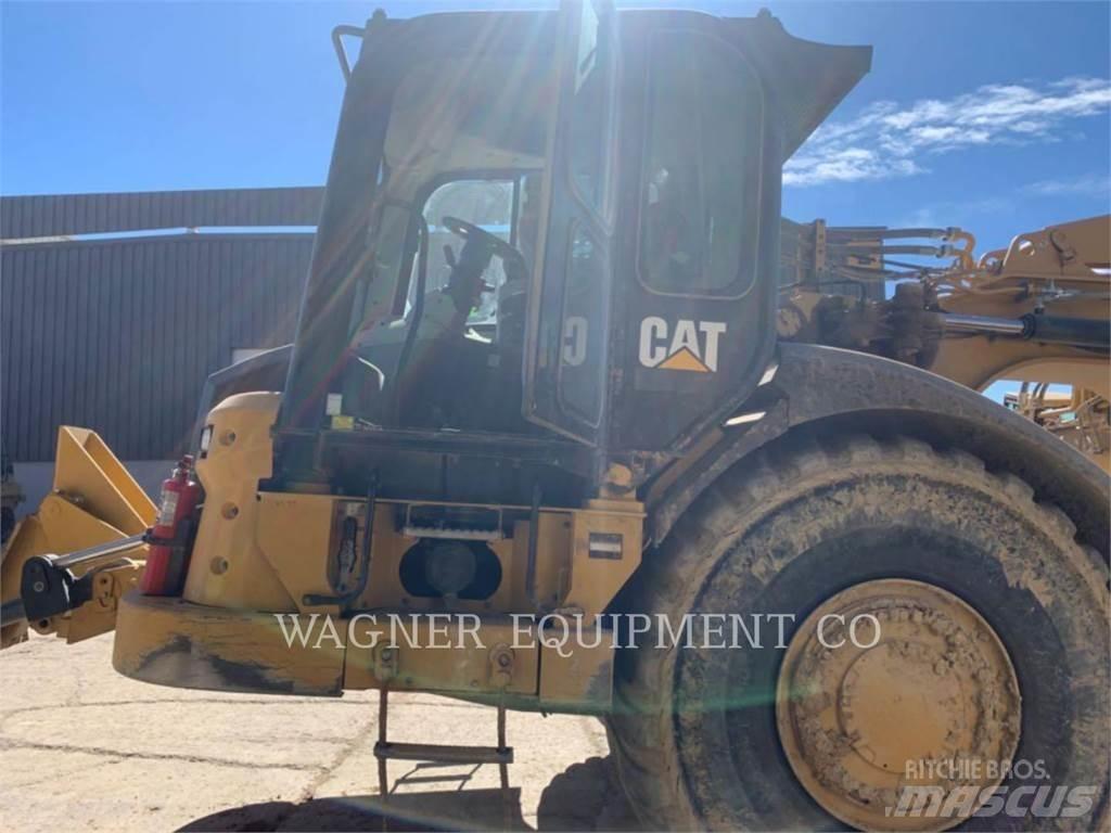 CAT 627K Elevatoare