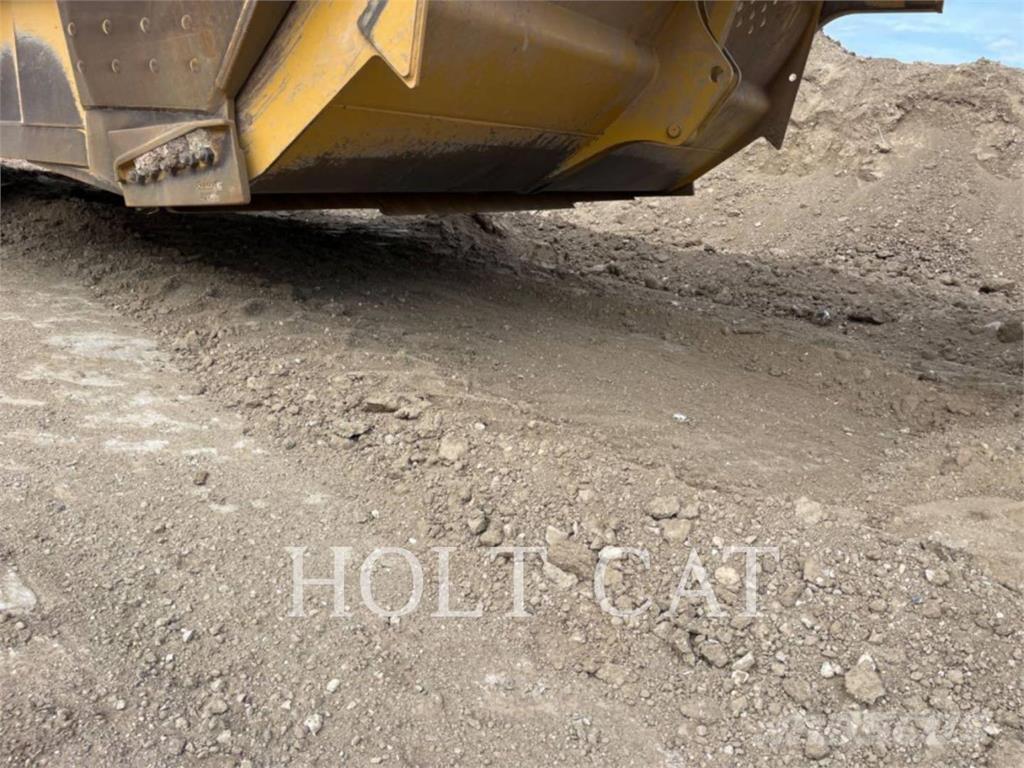CAT 631 Elevatoare