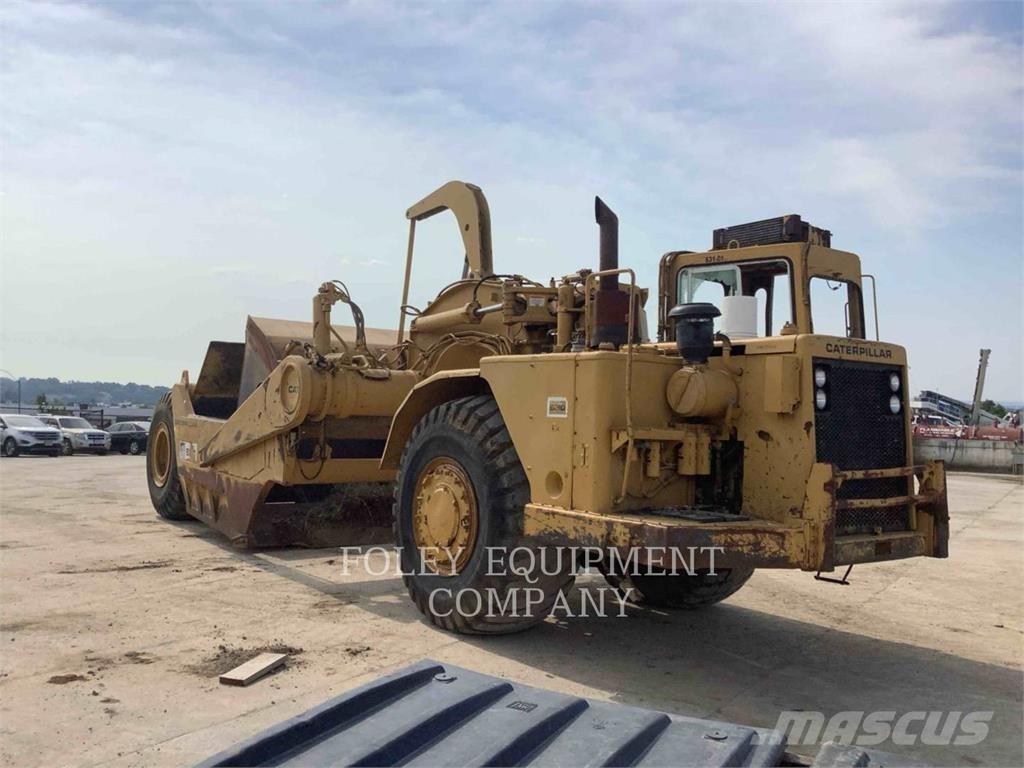 CAT 631D Elevatoare