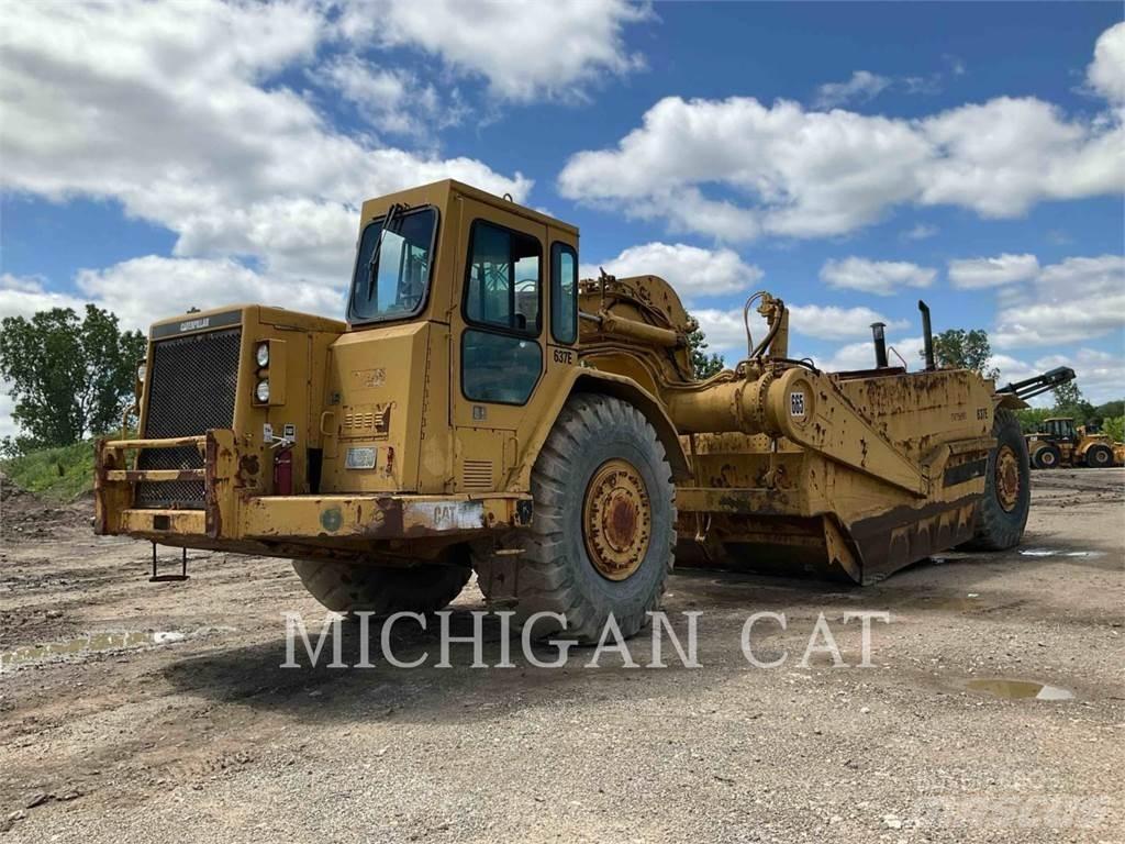 CAT 637E Elevatoare