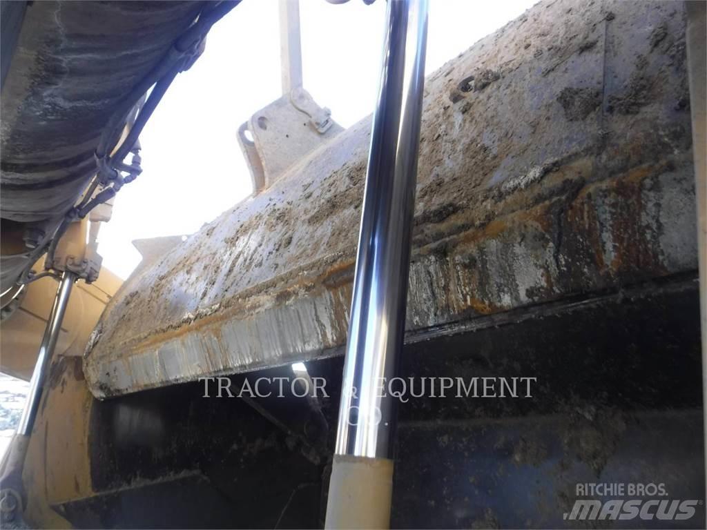 CAT 637G Elevatoare