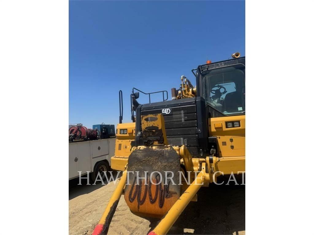CAT 657 Elevatoare