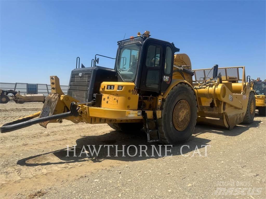 CAT 657 Elevatoare