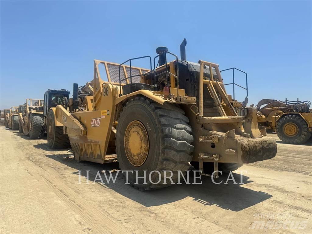 CAT 657 Elevatoare