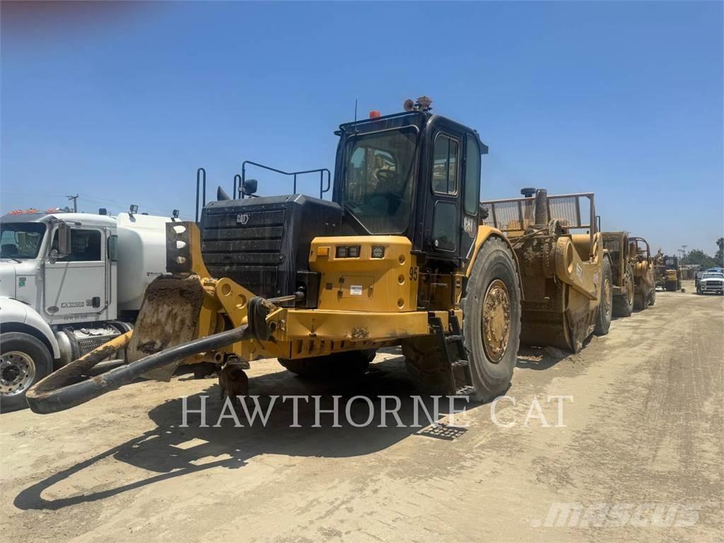 CAT 657 Elevatoare