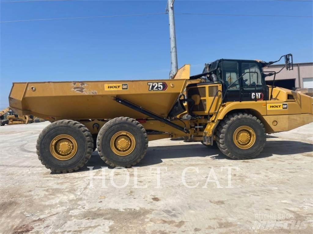 CAT 725 Transportoare articulate