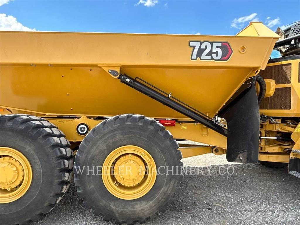 CAT 725 Transportoare articulate