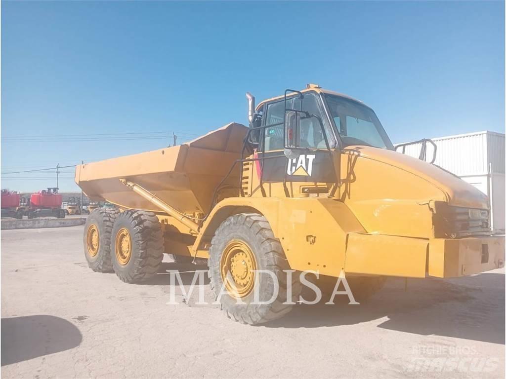 CAT 725 Transportoare articulate
