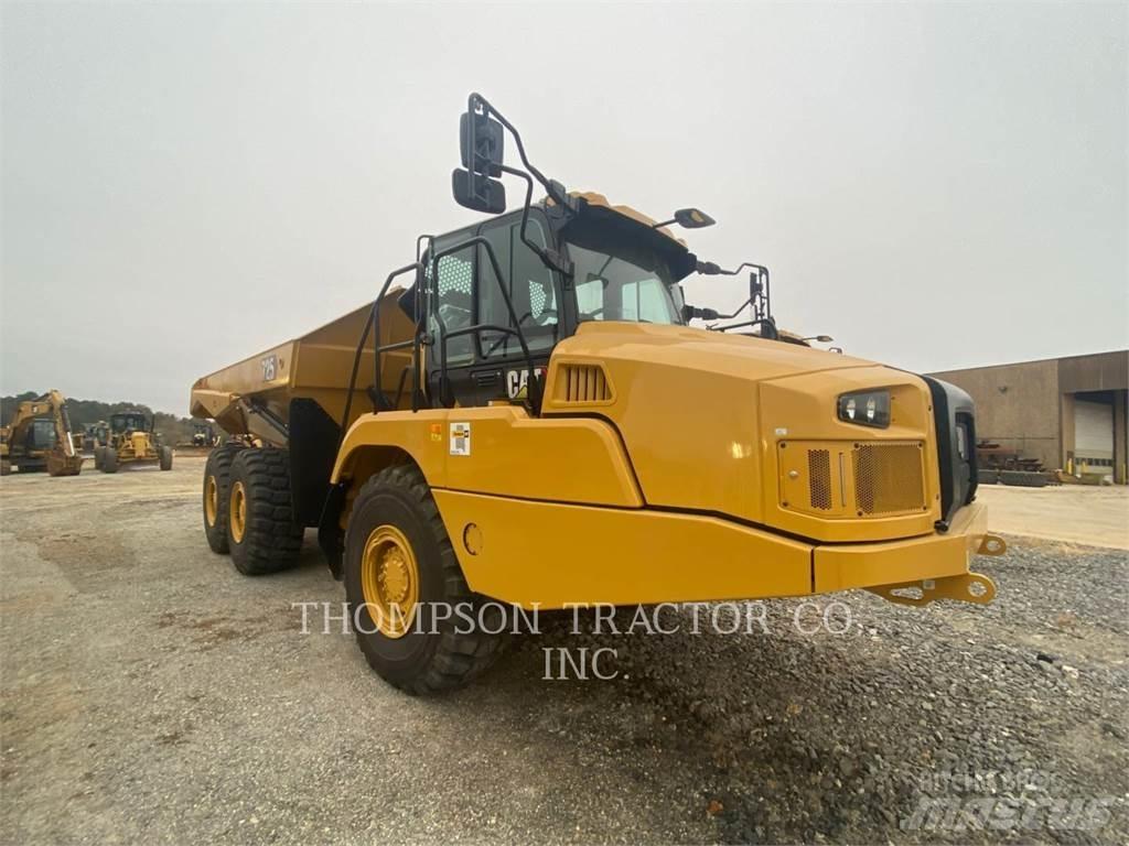 CAT 725 Transportoare articulate
