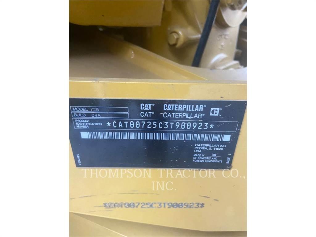 CAT 725 Transportoare articulate