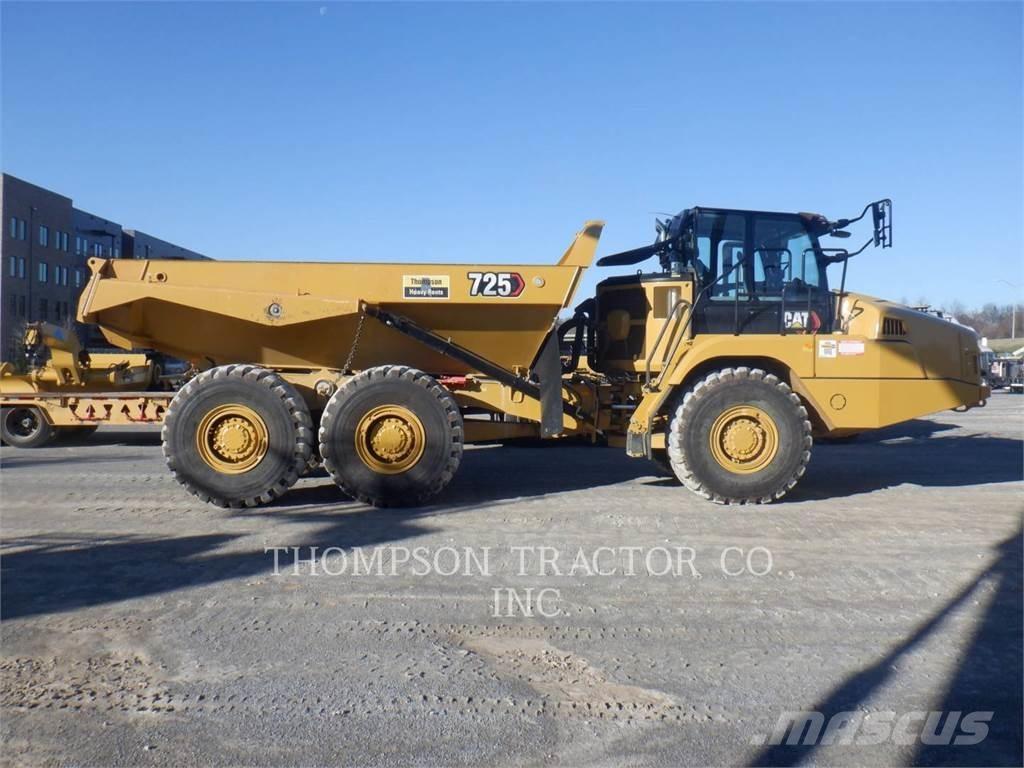 CAT 725 Transportoare articulate