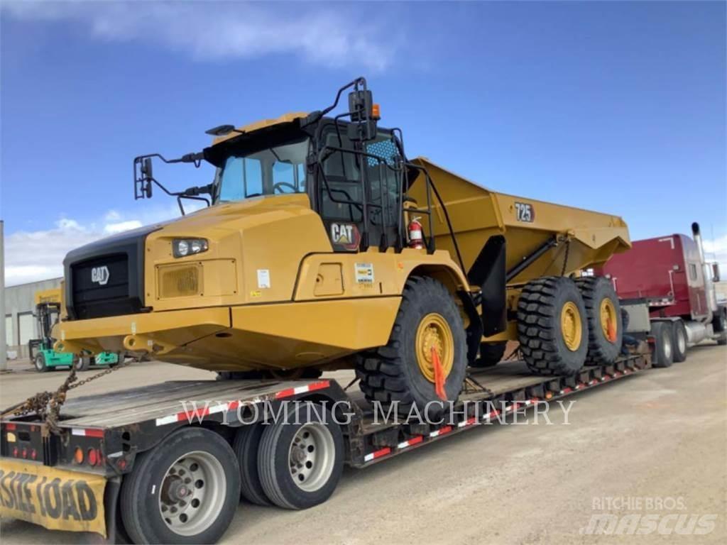 CAT 725 Transportoare articulate