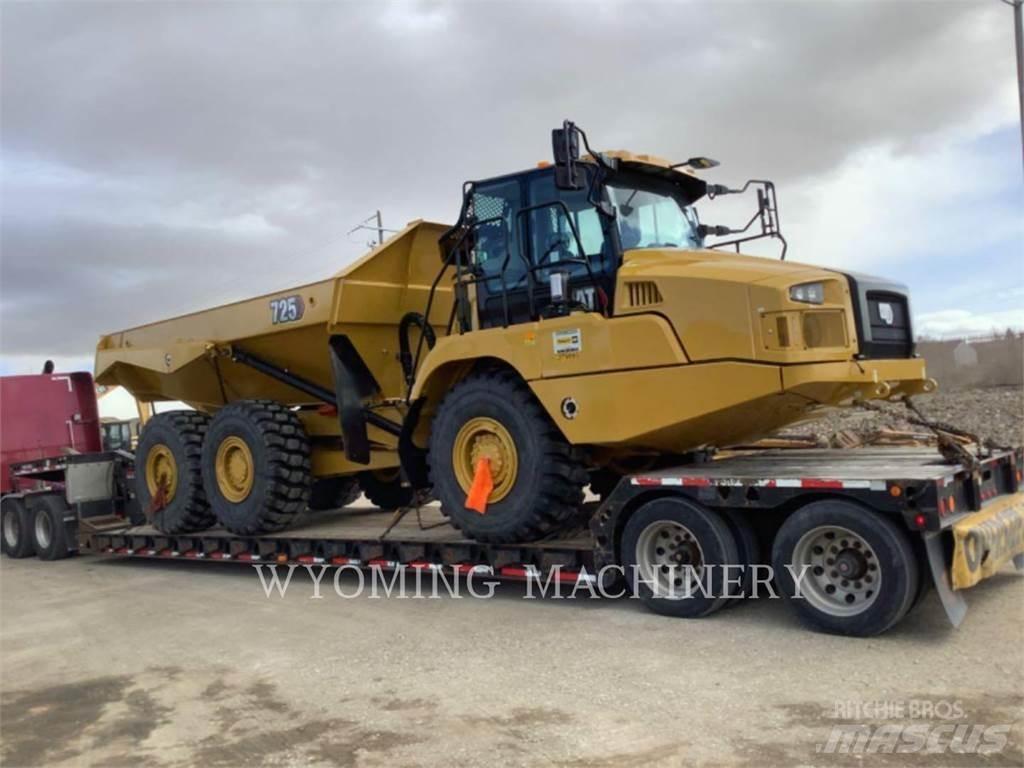 CAT 725 Transportoare articulate