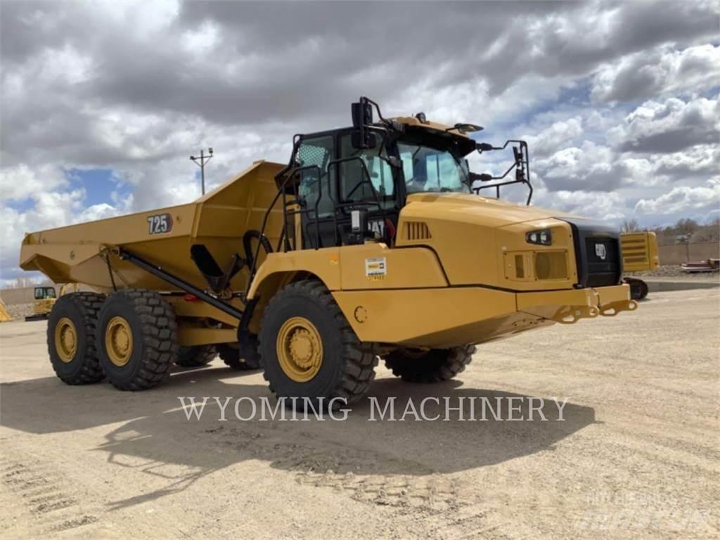 CAT 725 Transportoare articulate