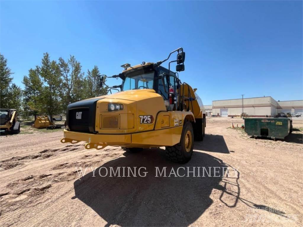 CAT 725 Transportoare articulate
