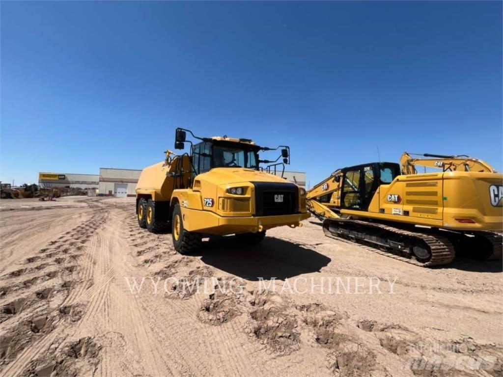 CAT 725 Transportoare articulate