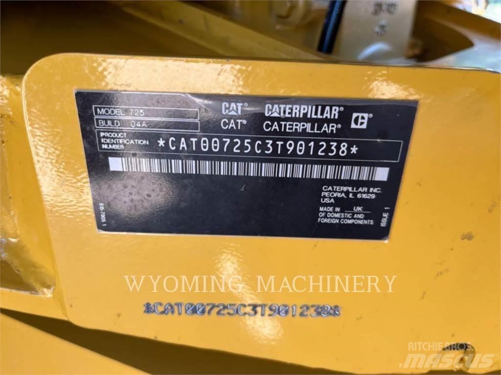 CAT 725 Transportoare articulate