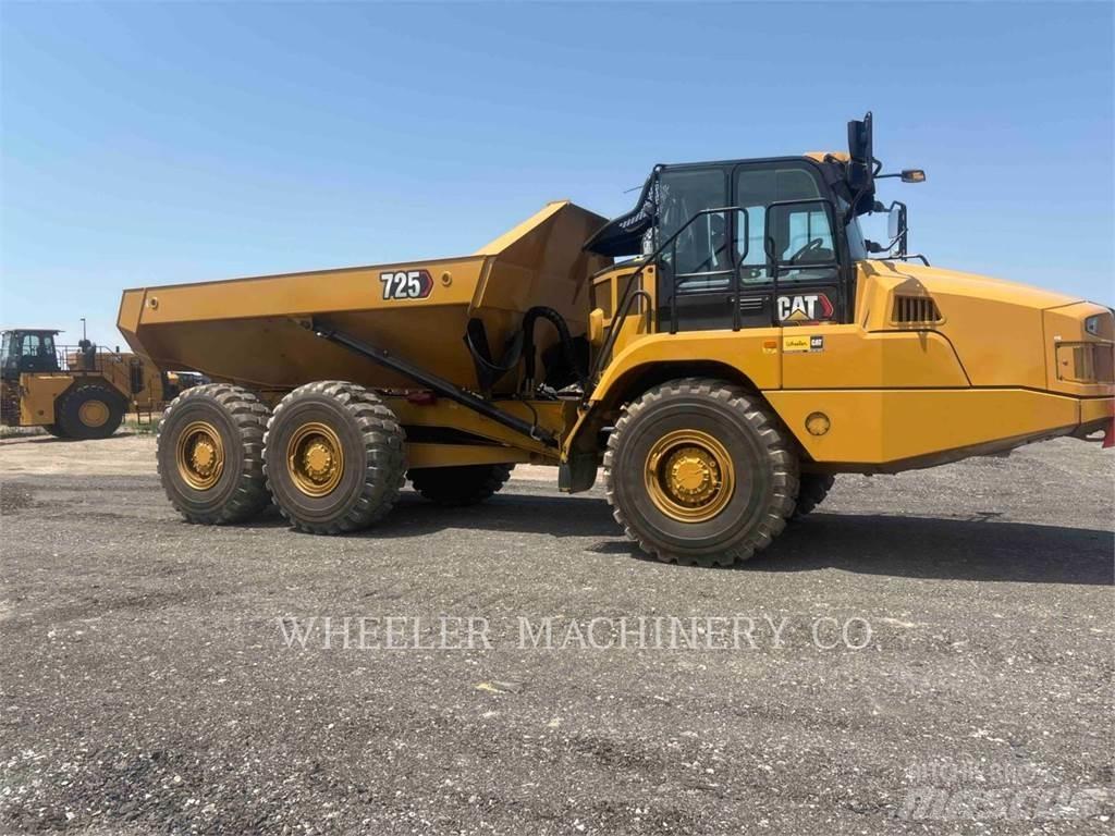 CAT 725 Transportoare articulate