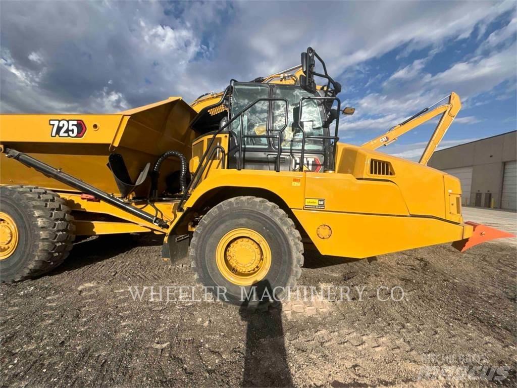 CAT 725 Transportoare articulate