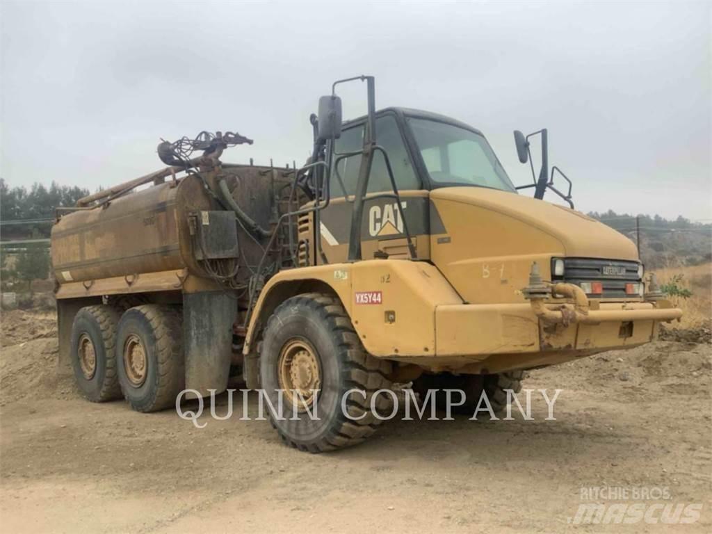 CAT 725 Transportoare articulate